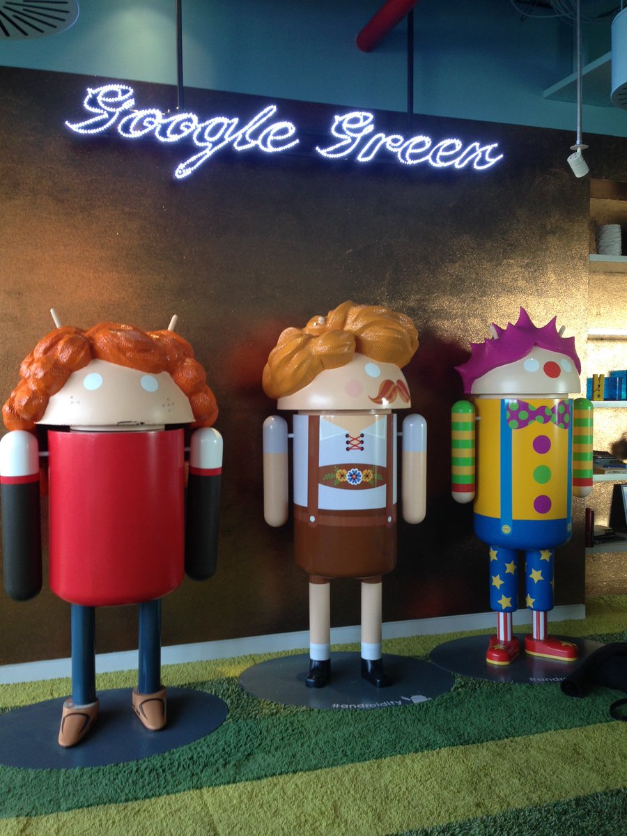 ylimehelton's tweet photo. casually eating lunch right now at @GoogleUK after a great tour and visit with @bethfoster! 😁#MJSB16 https://t.co/TDnGDbpNnt