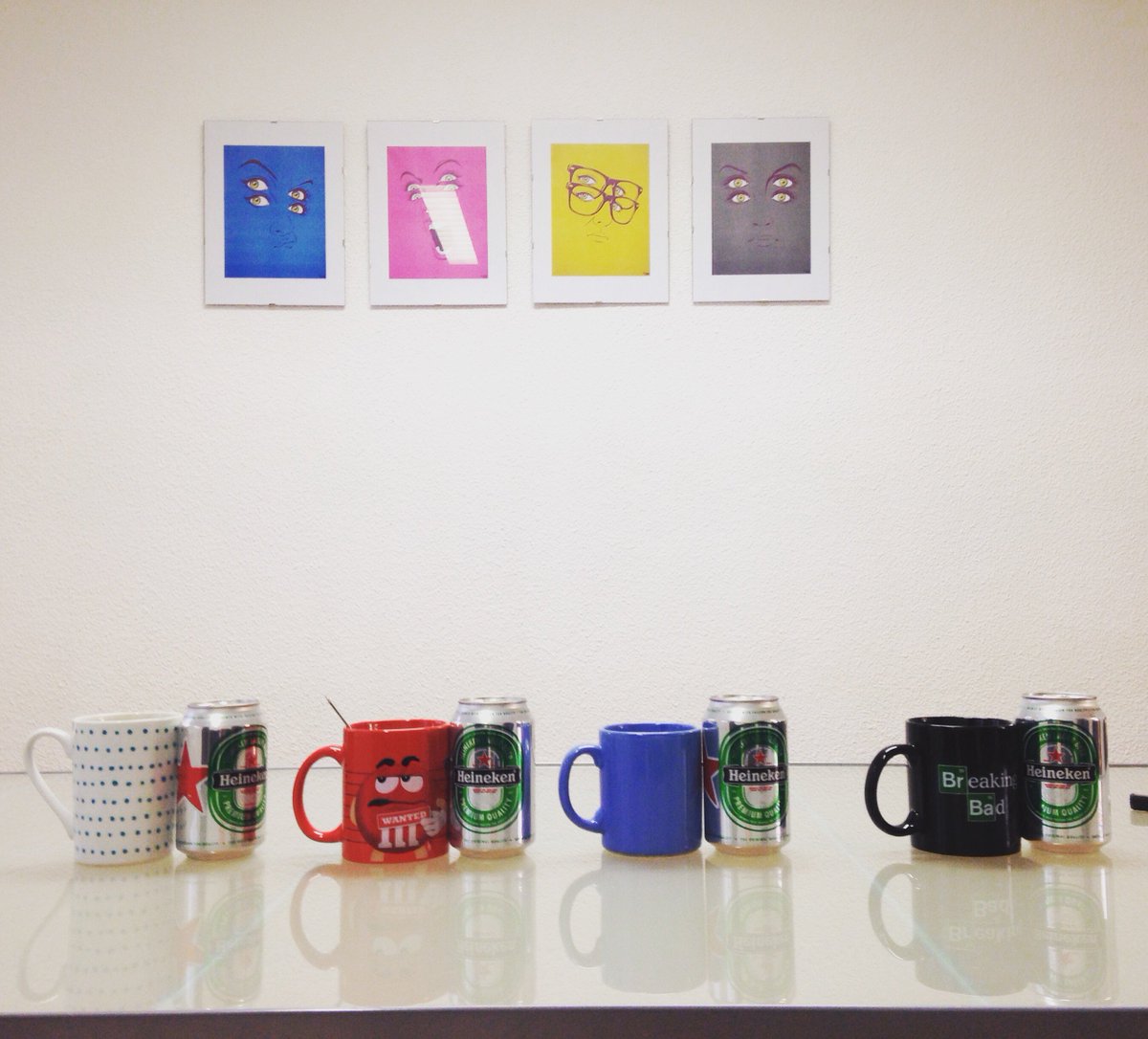commonsBiz's tweet photo. Have a nice St. Patrick's! #stpatricks #office #coffee #beer https://t.co/mb3n7sLgGU