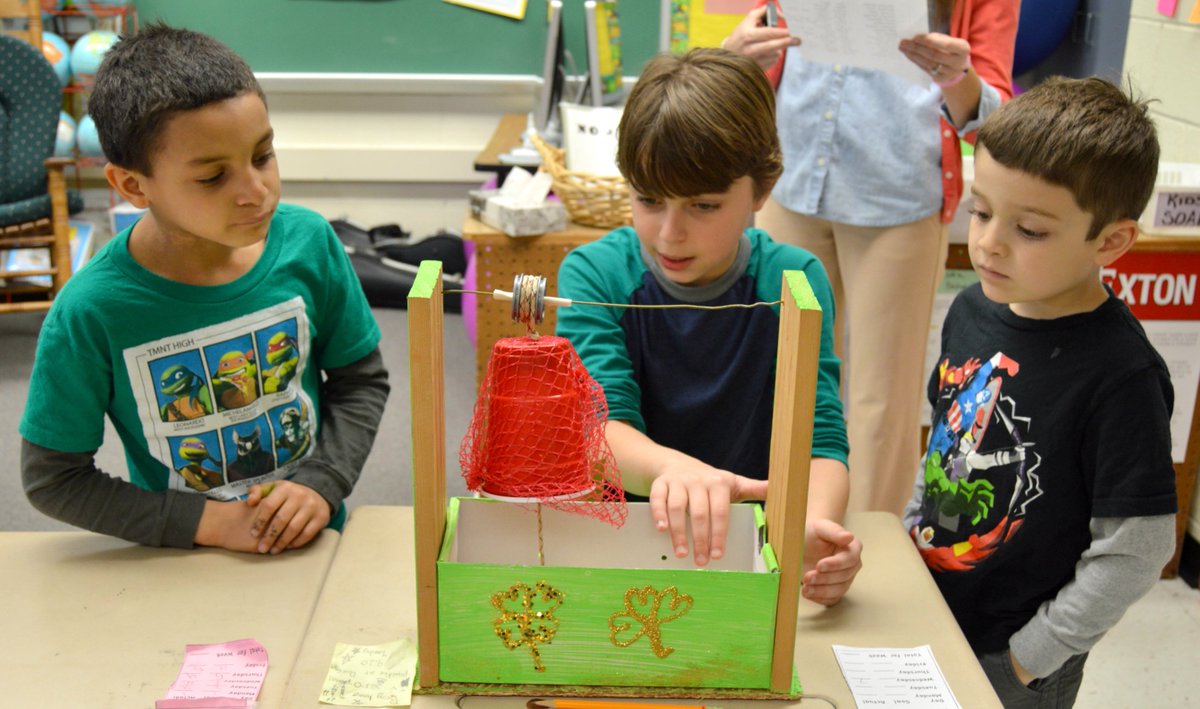 WestChesterASD's tweet image. Check out the simple machines #ExtonES students created to trap #leprechauns! #StPatricksDay