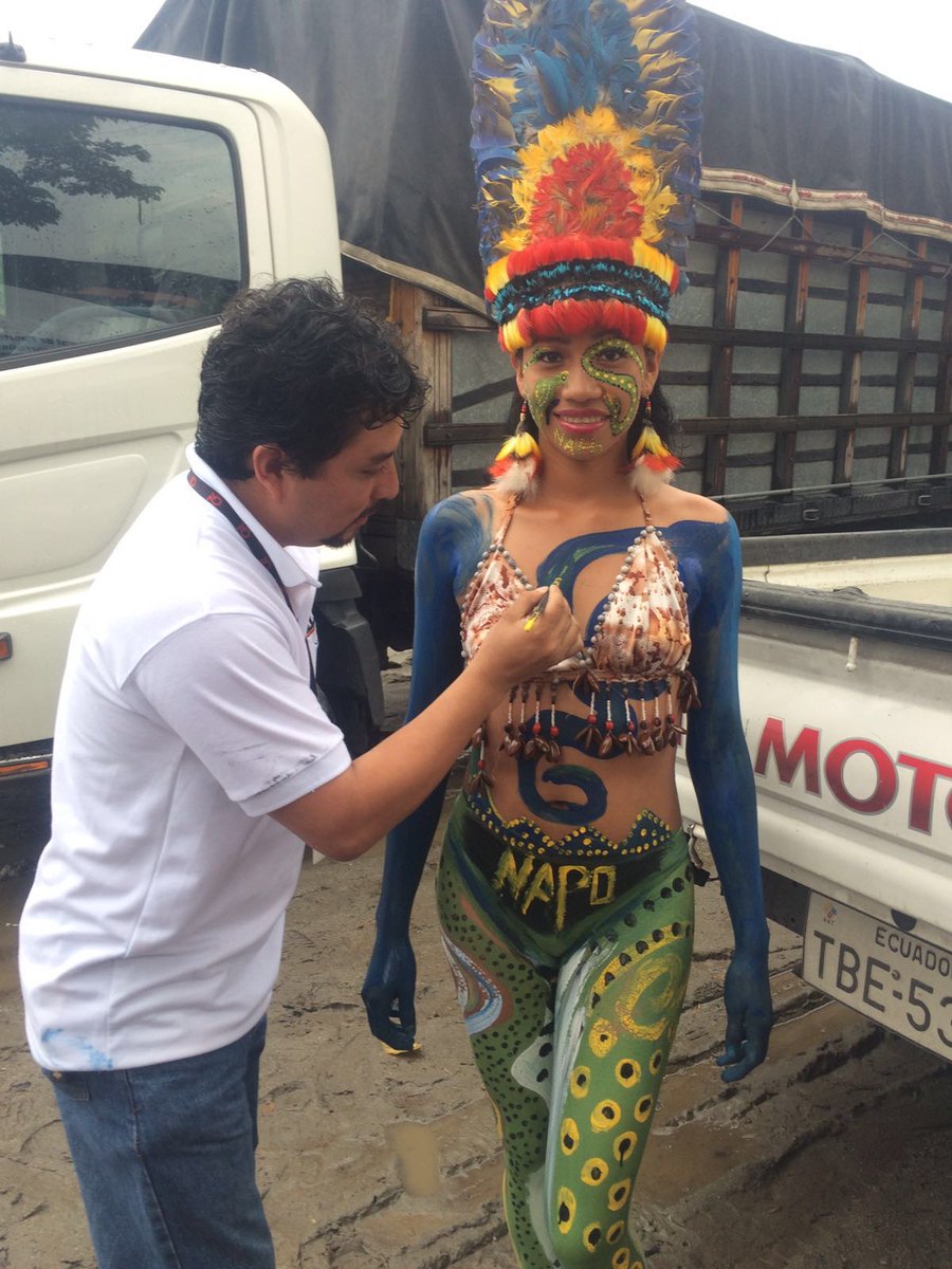 XavierFST's tweet image. Haciéndole al arte de los cuerpos pintados