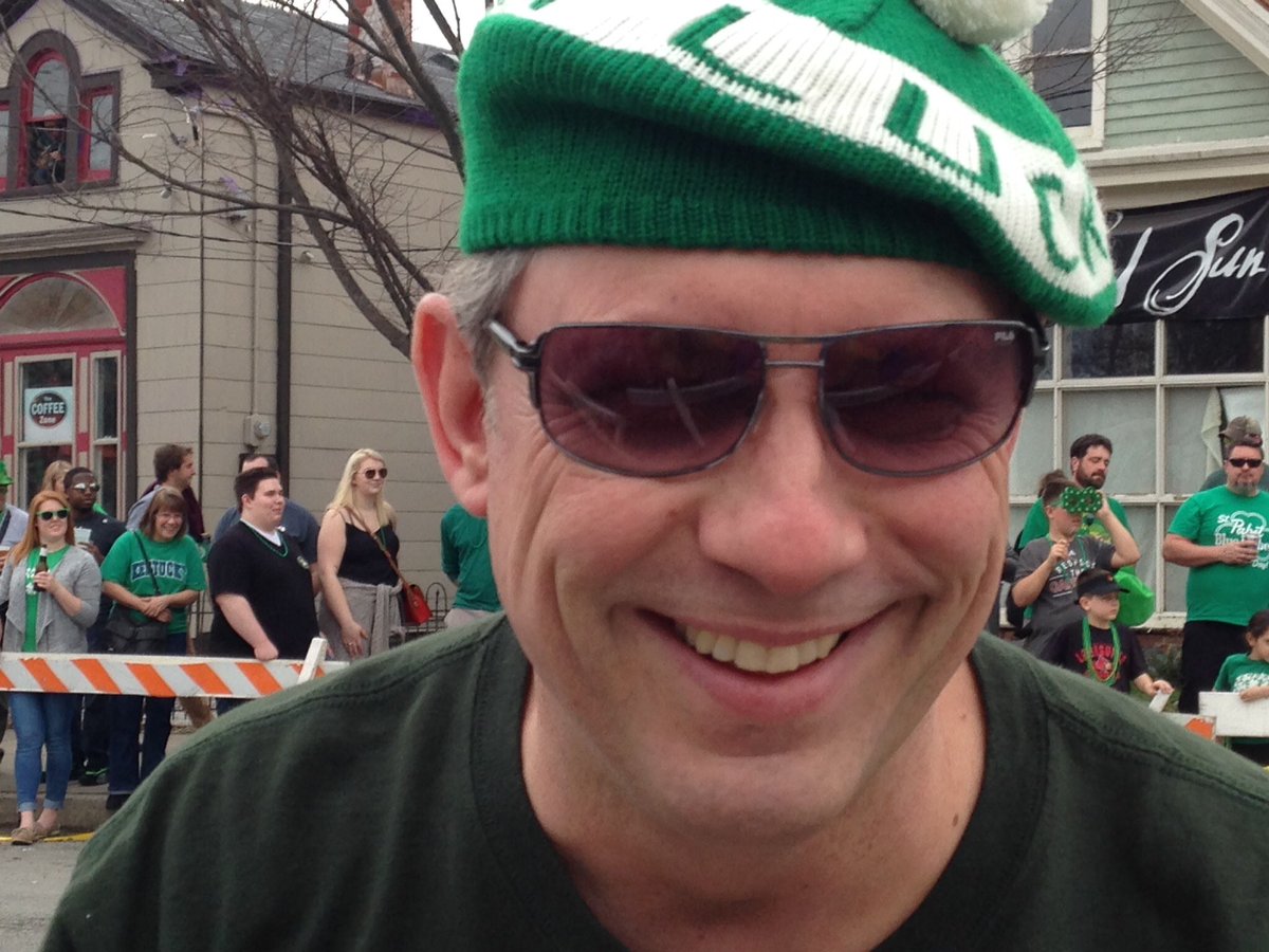 jill_de_ville's tweet photo. .@Scott502 the luck is all mine! #Irish #Quiggins https://t.co/75QRHaYaoq