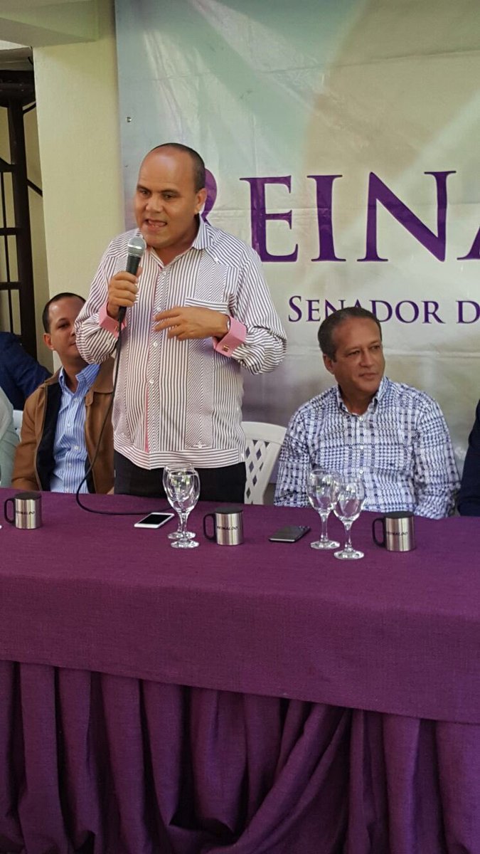 RedesdeReinaldo's tweet photo. Candidato a regidor por C2, #NelsonGomez en desayuno-encuentro con @ReinaldoPared #RedesDeReinaldo https://t.co/MPhSwBRhWu