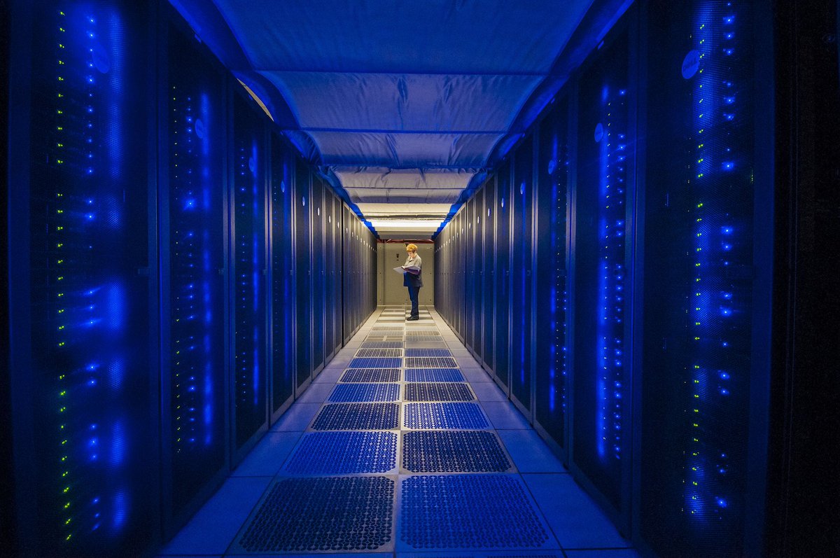 ShepardAmbellas's tweet photo. #QuantumComputers are a reality people #EncryptionIsDead

https://t.co/LL4HntGdLZ https://t.co/15r0UQQ0oF