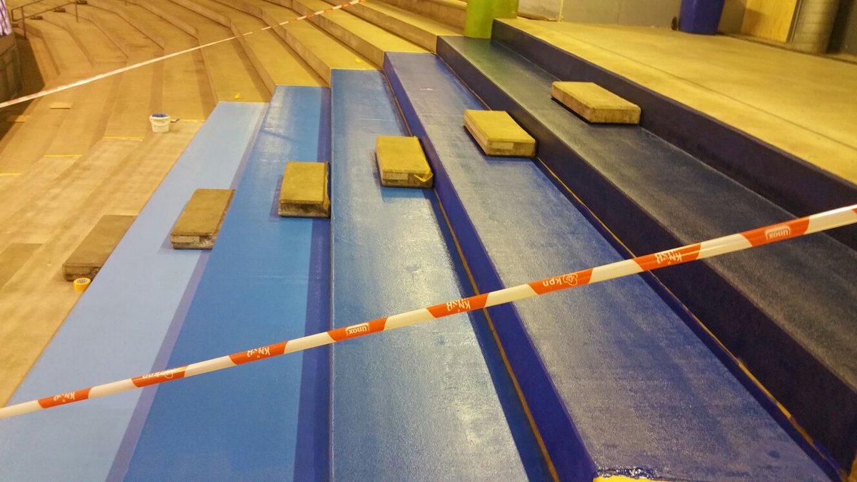 VLAQSynthetics's tweet photo. tribunes van het thialf stadion #Thialf #schaatsen #coating. https://t.co/Z2XYUZV6HJ
