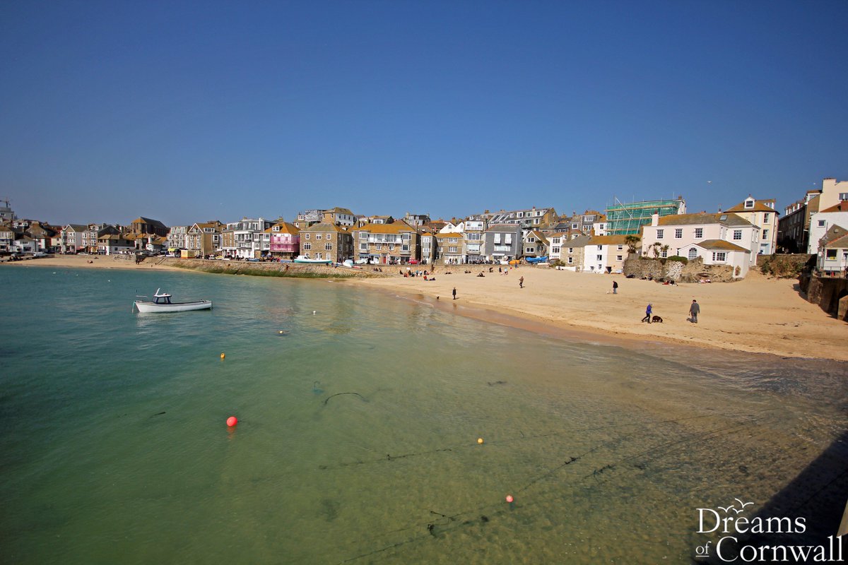 dreams_cornwall's tweet photo. Live from #stives,what a stunning day! #cornwall #spring @VisitBritain @VisitEngland @SouthWestUK #travel https://t.co/oYgfkbmYev