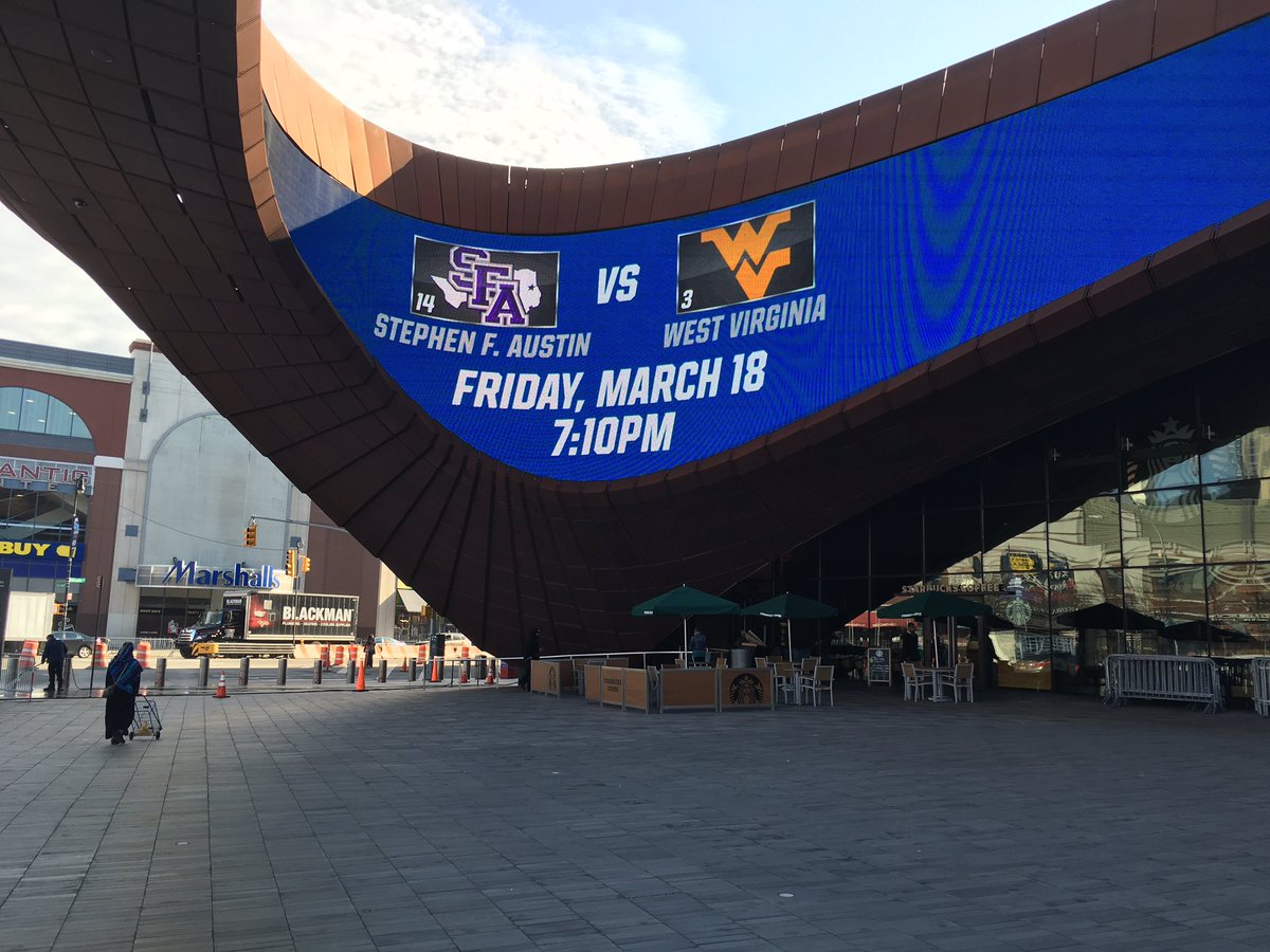 SFA_MBB's tweet photo. Good morning from Barclays Center! https://t.co/hSRfkAoO8l