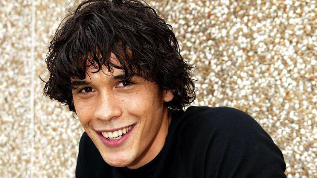 The100cry's tweet photo. Bob Morley is just the cutest ❤️ #BobMorley #cute https://t.co/LzSHGQvYvB