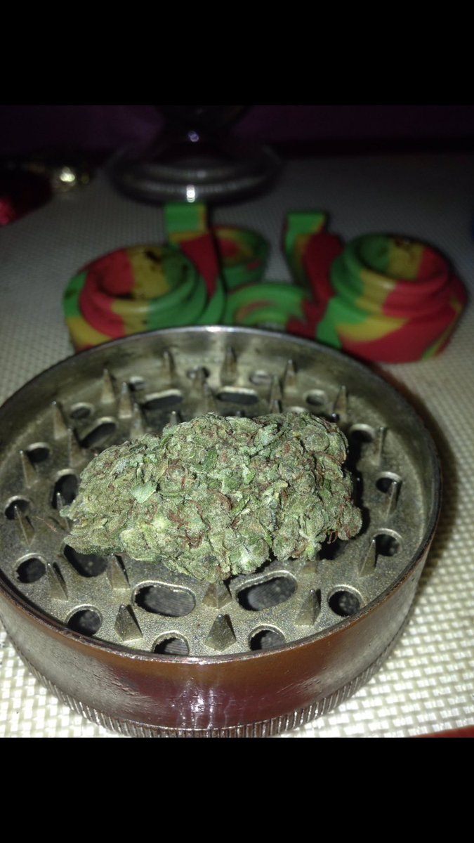 Waxlyfestyle's tweet photo. https://t.co/2A0EyIameU