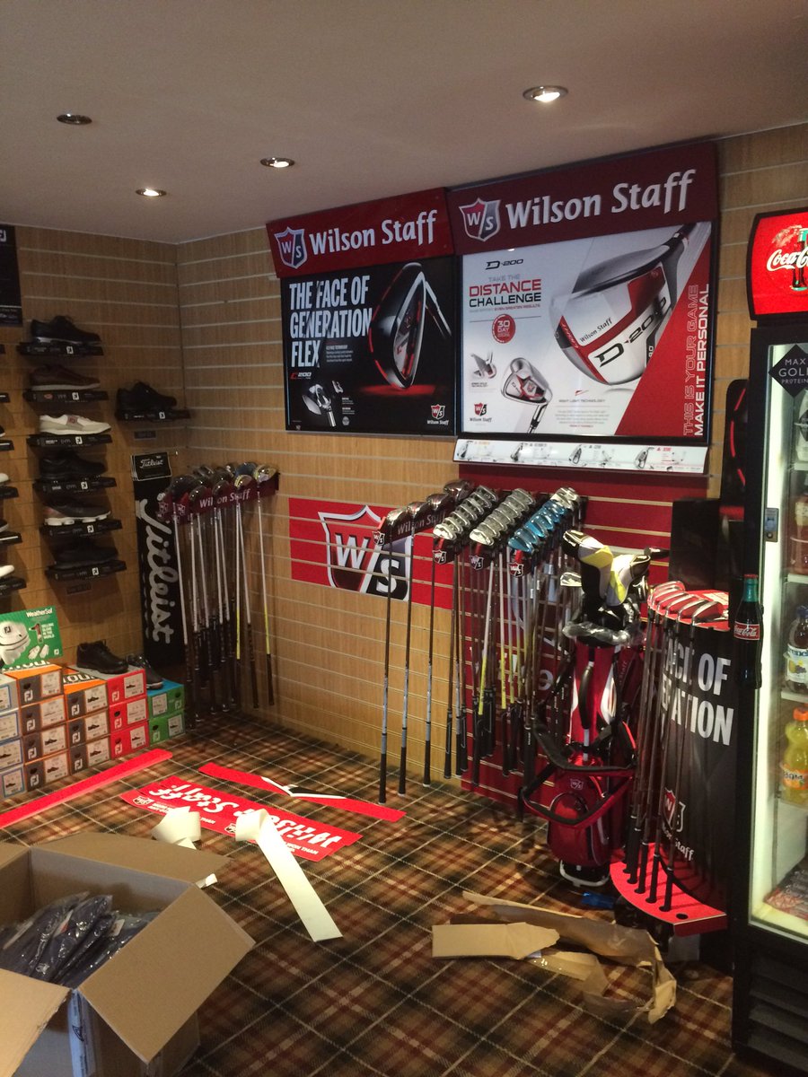 L_Fletcher's tweet image. MAGIC!! Before and after picture of @ChannelsProShop Wilson wall. Get down and try the #C200 #Flex @WilsonGolf