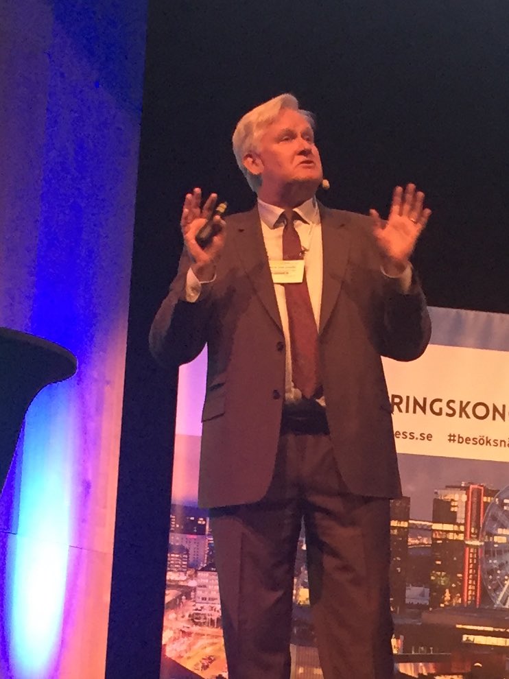 GardEmelie's tweet photo. @VonHenrik pratar möten på besöksnäringskongressen! #besöksnäring #sncvb https://t.co/cok1MTG7lI