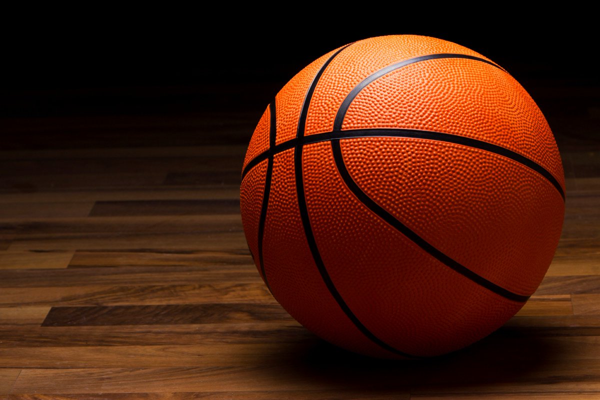 #MarchMadness kicks off in just hours! What happens when someone gets seriously injured? homeinsurance.com/blog/sports-in…