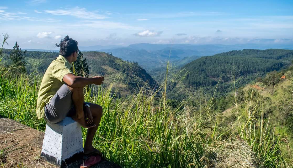 ItsPaull's tweet photo. Hiked the highest peak of #Namunukula #Camping #TravelSL #2k16BeMemorable #March2k16 #GoodFriendsGoodTimes PC_Malith https://t.co/mOu8WCA5z1