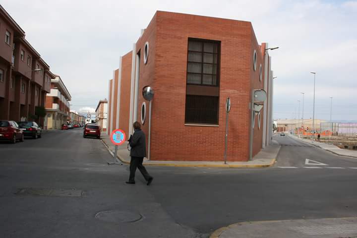 JSPV_Almassora's tweet photo. 50.000€ reservats per adecuar les voreres als voltants de Sant Josep #Complint @MERCHEGALI
https://t.co/eE10oGkzMf https://t.co/10lkxJhvxh