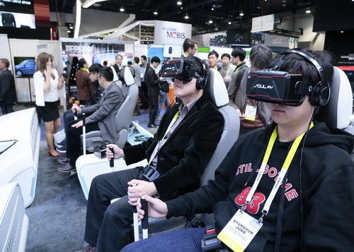 CES's tweet image. Save the date for #CES2017 to find out first when registration opens shout.lt/btq91