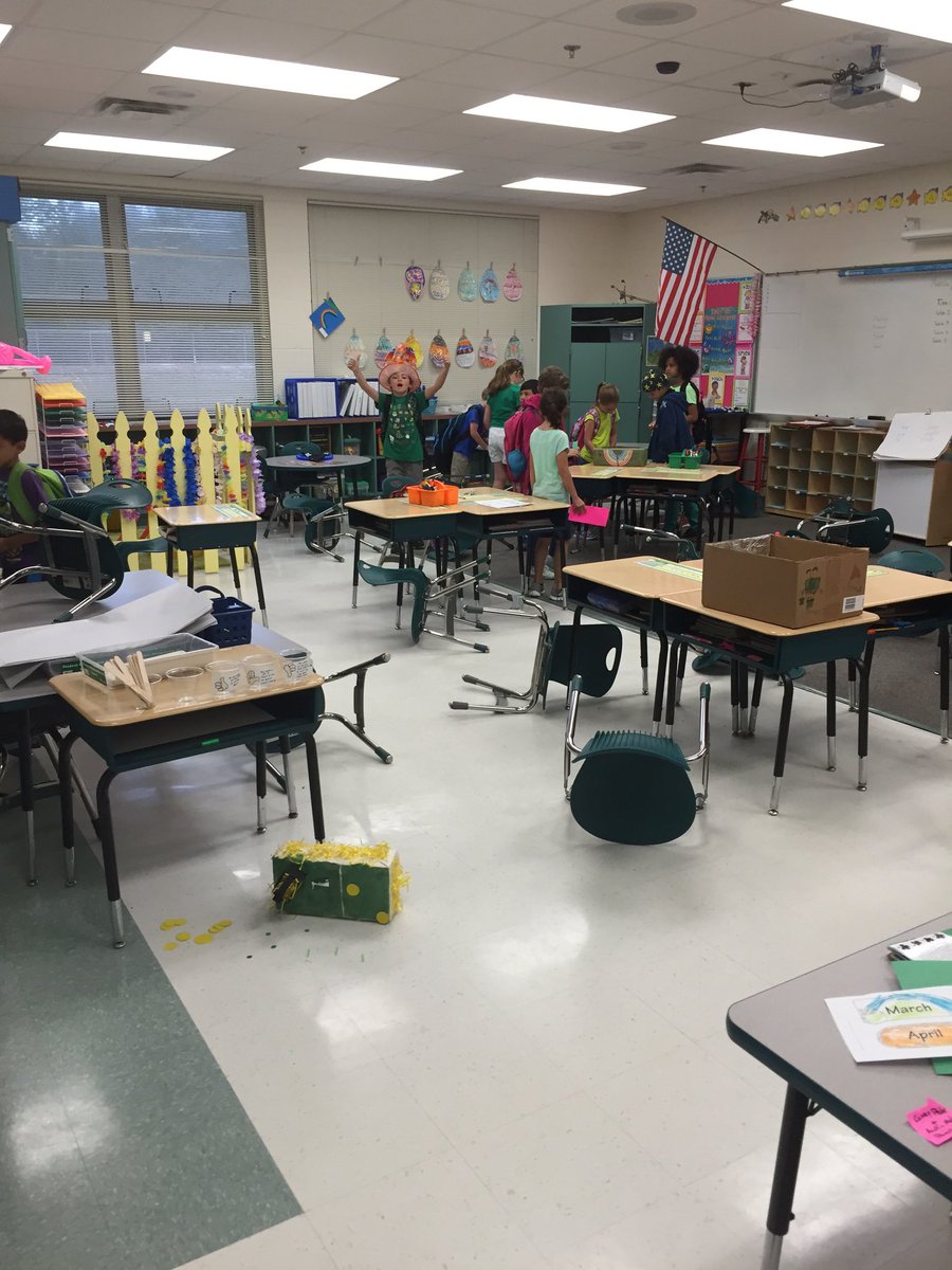 welts522's tweet photo. That sneaky little leprechaun made a big mess in our classroom!! @cceotters @cypresscreekvcs https://t.co/UaeVIOKDzn