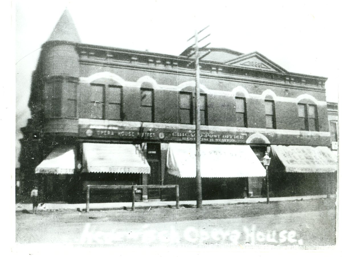 calumetheritage's tweet image. #ThrowbackThursday - Hegewisch Opera House, 13305 Erie Avenue (now Baltimore Ave) #calumetheritage #theregion