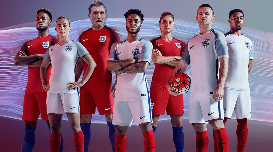 CdwcyL1WIAAFTYf.jpg:large