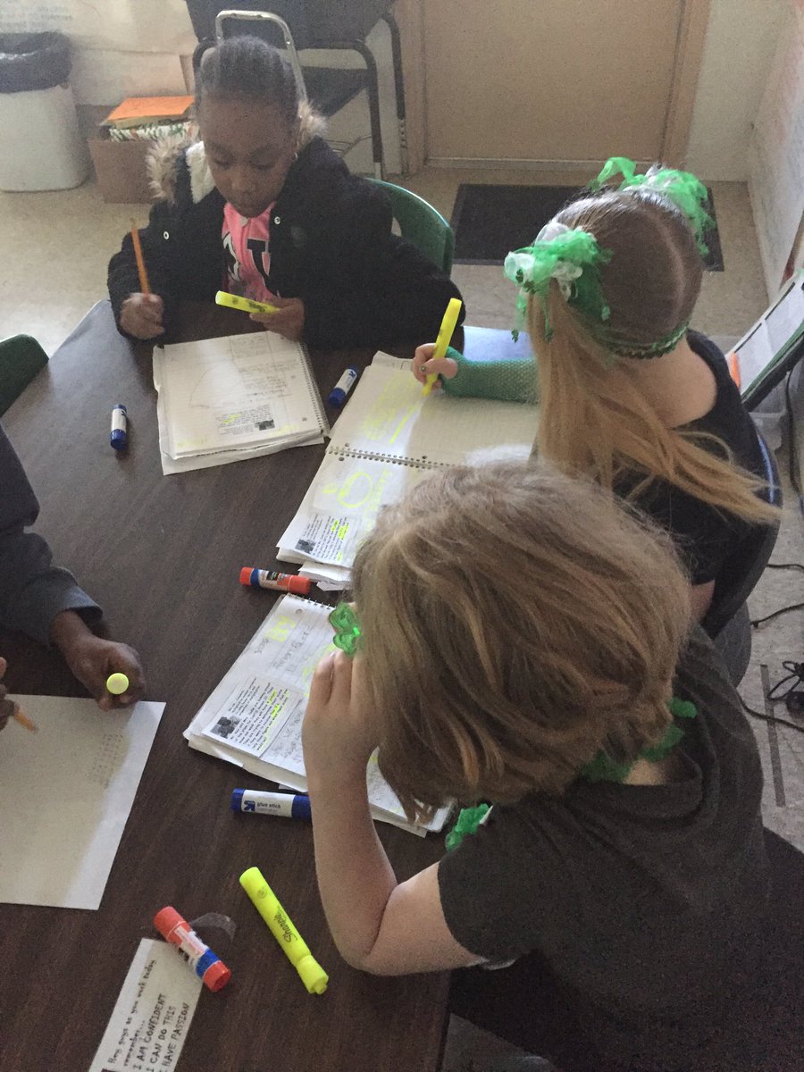 MrsStefanik's tweet image. Mr @keodancer and Mrs @JodieSweetin we rocked our math talk on multiplication #DWTSMath #SmallGroup #Daily3