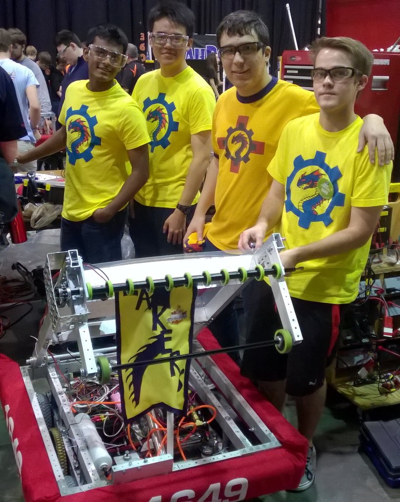 frc1649's tweet image. All set up in the pit @pontcenter ! #omgrobots #Entergy4Good #wpshs