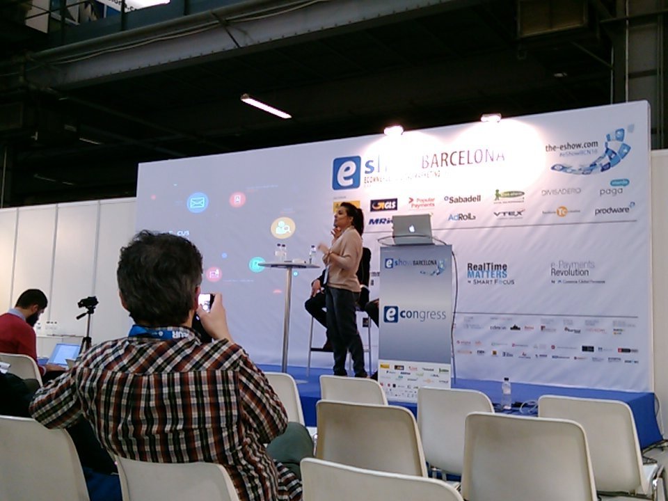 agarbiras's tweet photo. #eshowrealtime #eShowBCN16 con los amigos de #smartfocus https://t.co/6Atc0OrQ3A