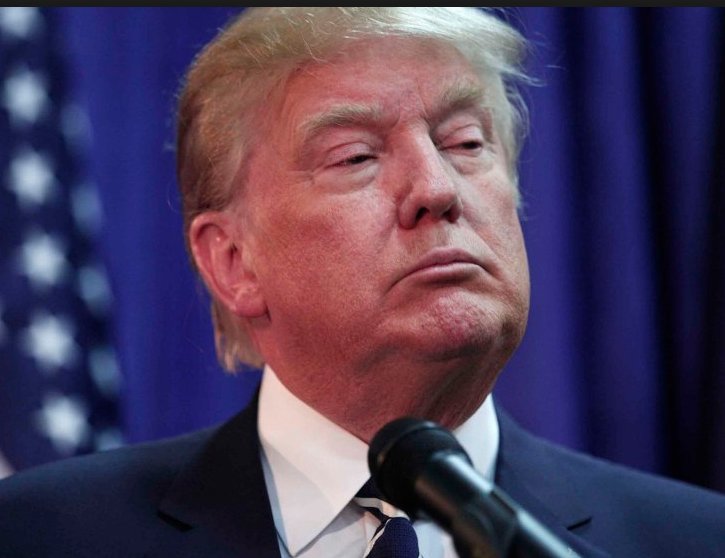 EricBoehlert's tweet photo. if Trump were a famous woman, what would this permanent expression of his be called? https://t.co/cM9VH8SGYu