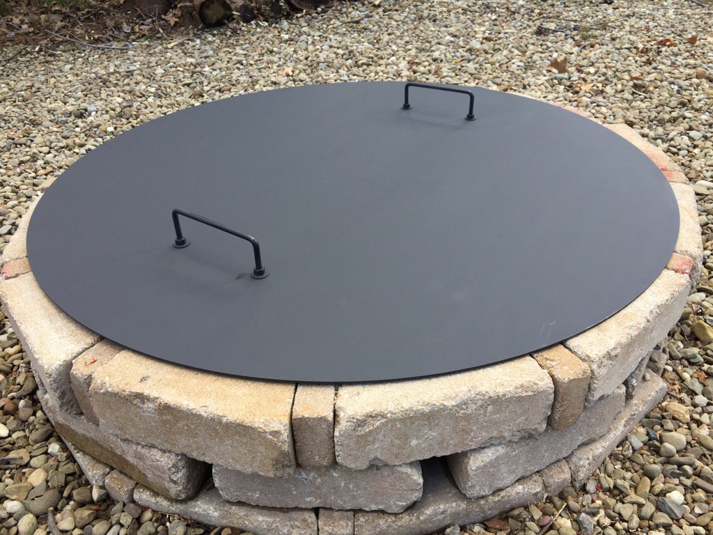 fjzup's tweet photo. Steel fire pit cover #landscapesupply #hardscape #backyard #landscapecontractors #landscapedesign #ohiolandscape https://t.co/GzJOcgmEpA