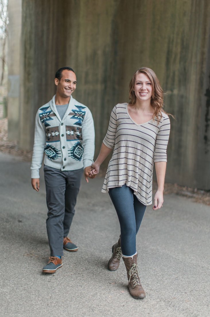 CamiWadePhoto's tweet photo. Happy strolls with Amanda and Spencer during their engagement session! #theylooksohappy https://t.co/DztwsClfTy