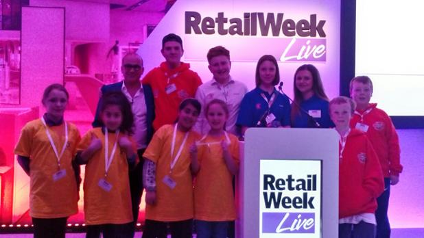 OnSideYZ's tweet image. Wow! @blgcofficial @wiganyouthzone all posing with @bbcdragonsden @toukersuleyman at @retailweek #RWL16