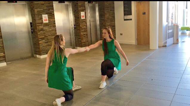 Robyn Nicholson tweet media