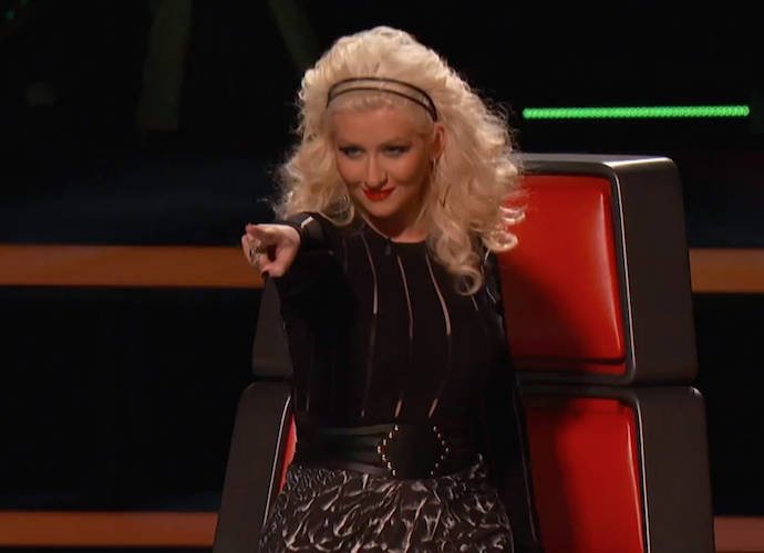 uinterview's tweet photo. #TheVoice Episode 7 Recap: #ChristinaAguilera And #BlakeShelton Battle Over #MayaSmith
https://t.co/4nRRv4ZmWP https://t.co/LMwbUj8che