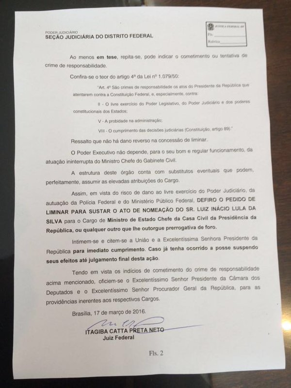 #URGENTE: Juiz pede suspensão da posse de Lula.