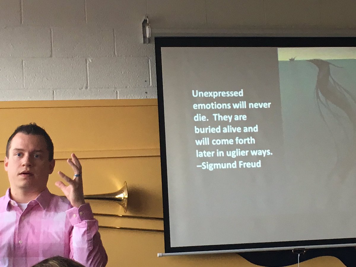 RVHSScholars's tweet photo. Powerful words from Derek Allen of @StarrCommon at @NAREN_TranZed #atrisked https://t.co/v0ssE37Su8