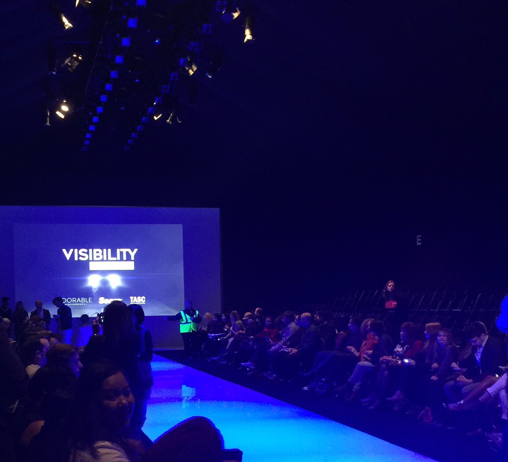 party_program's tweet photo. Safety meets fashion. Looking good. Keeping it safe. #visibilitybydesign https://t.co/73UwrvydFH