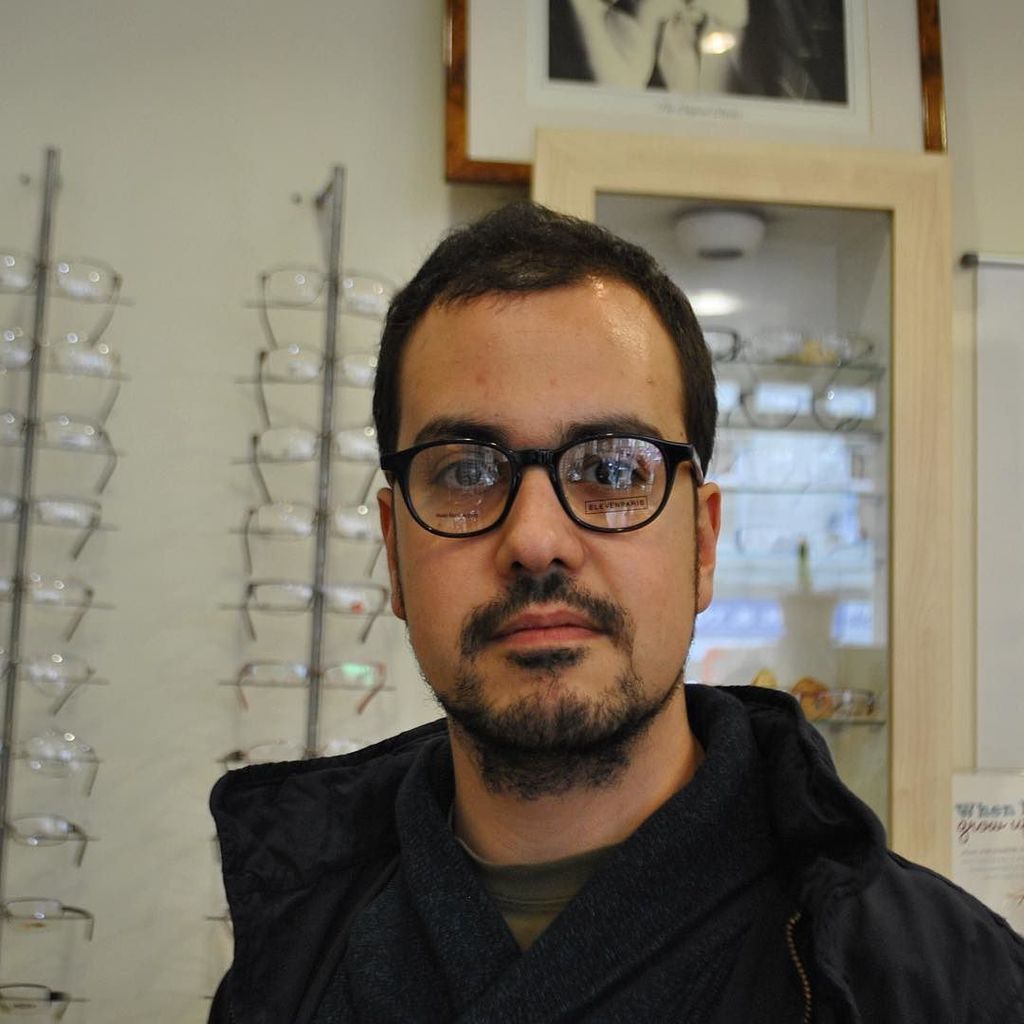 EyeOptician's tweet photo. Independent eyewear for independent people #spectacles #shoplocal #hackney #hackneystyle #β¦ https://t.co/CwiUyxzhAF https://t.co/d49unUVk0P