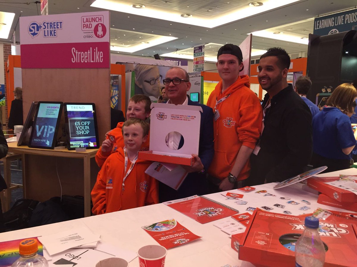 theattainteam's tweet image. We loved meeting @toukersuleyman at @RetailWeek Live today! @LikeClockWork2  #RWL16