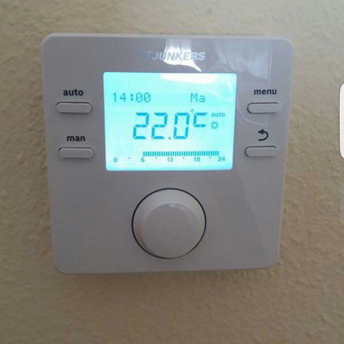 munueraihm's tweet photo. https://t.co/8x87Vts8Lv #termostato #junkers cw100 #modulante #ahorro #energetico #euro https://t.co/CLTk7D6ZRO