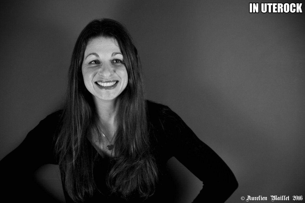 InUterock's tweet photo. Dernier portrait studio pour notre livre : Nat Borg (Folk) #livres #musique #rock #Lyon #inuterock https://t.co/MCkHEPL46C