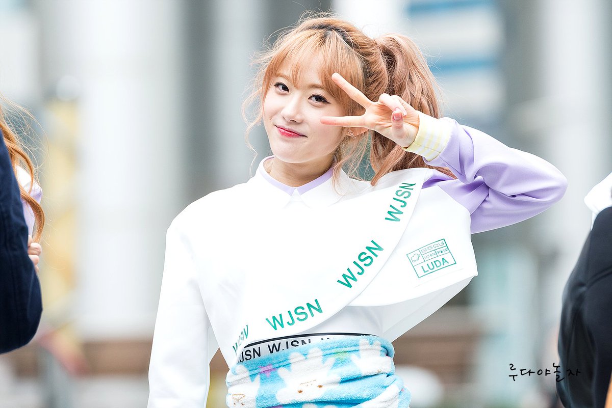 playwith_luda's tweet photo. 160312 #루다 (@WJSN_Cosmic)
#우주소녀 #WJSN #LUDA
https://t.co/tCMjFqQm0N
https://t.co/AeH2N85H3N https://t.co/WEDlWnRUWi