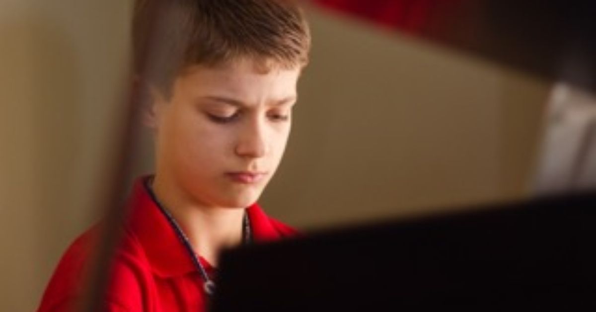notsoverbal's tweet photo. Wonderful story! 'He’s come such a long way': Boy with #Autism makes great strides https://t.co/mUbcOmwVEE https://t.co/nZrAEcTvfe