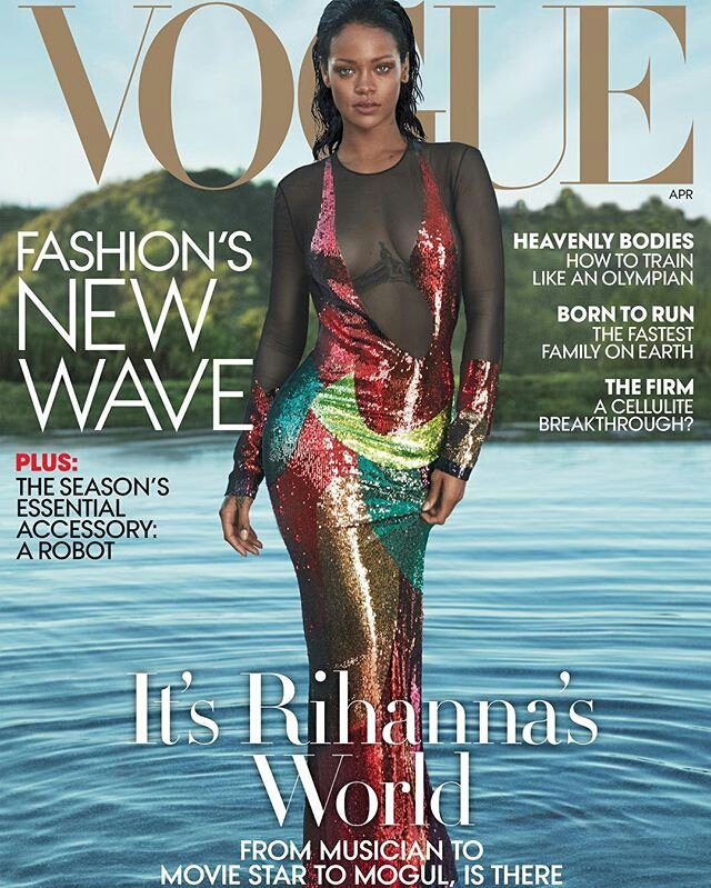 MgazineVirtual's tweet photo. Wow! #Rihanna luce increíble en su nueva portada para VOGUE 🔥⚡¿o no? -- #MagazineVirtual https://t.co/EoVcOmXgjB