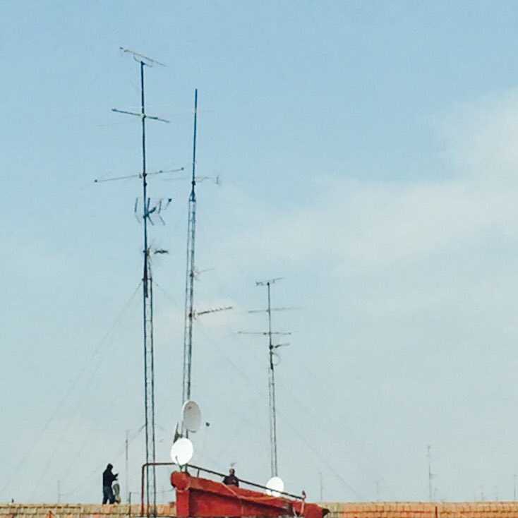 UN BARCO EN EL TEJADO