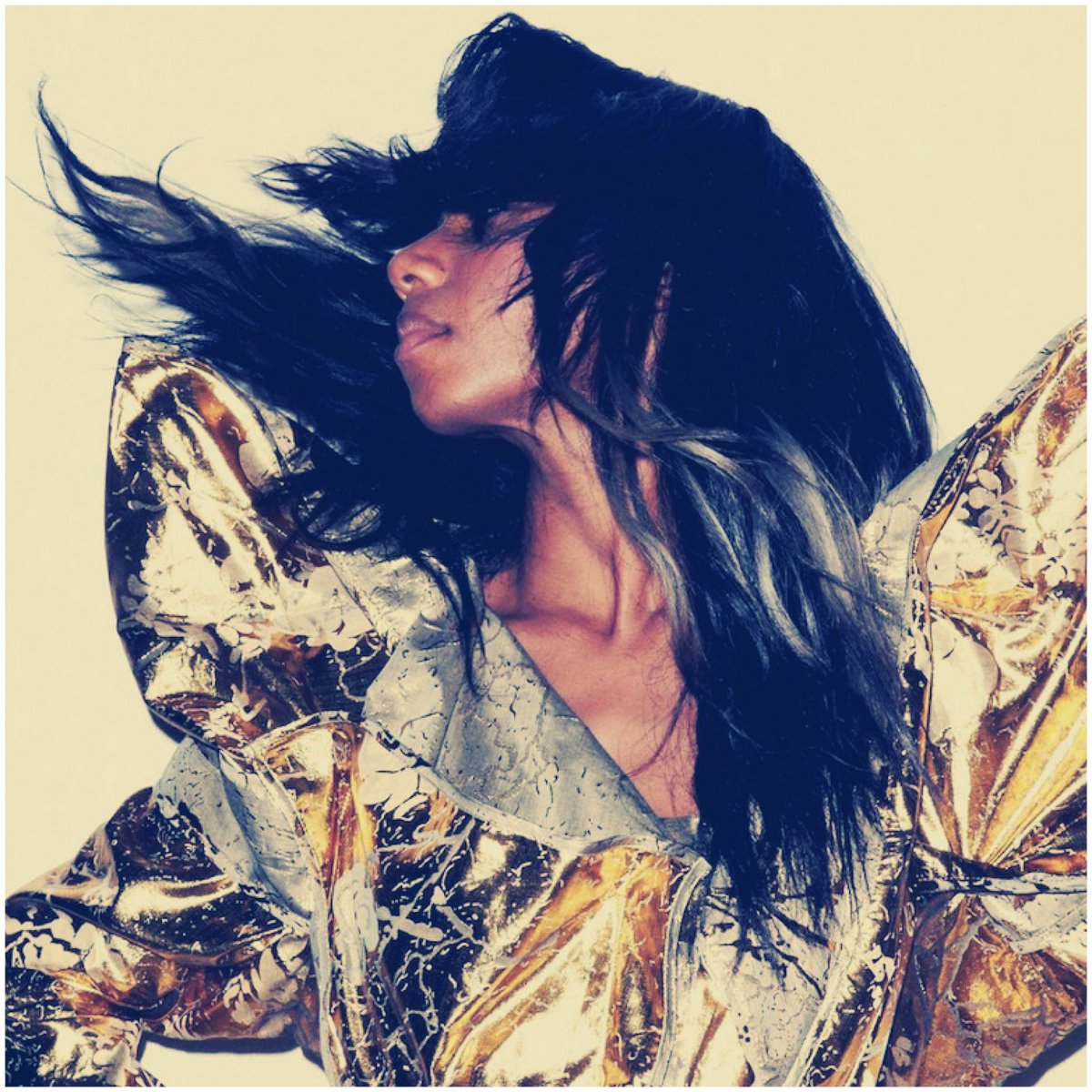 nkiruko's tweet photo. Ms Santigold @Santigold #girls https://t.co/lfkxfAdbAp