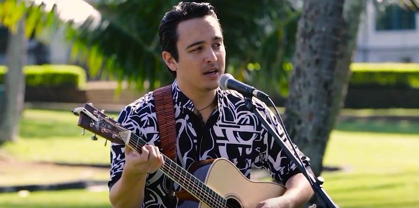 This second #PunahouSessions video with Alx Kawakami ’04 will make you *smile* punahou.link/21y3jeH #Punahou175