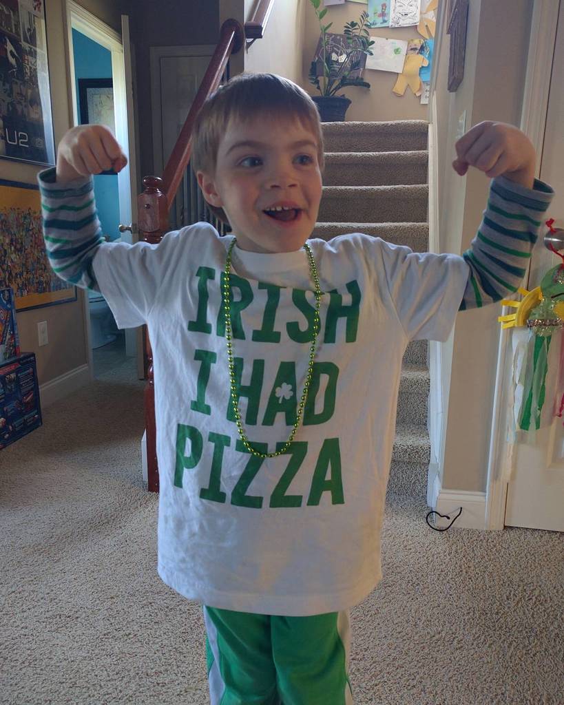 CocktailsMayor's tweet image. Pizza Week and St. Patrick&apos;s Day, a perfect match!  #pizzaweekXI #PW11 #ncaatournament #nc… ift.tt/1UE7Ax0