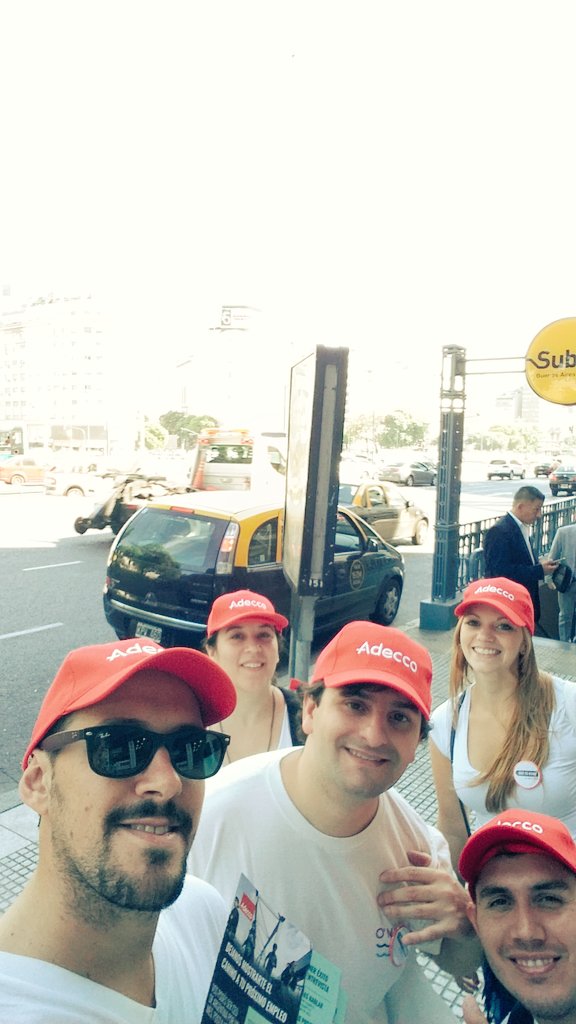 nonocaf's tweet photo. #AdeccoStreetDay #AdeccoWayToWork @adeccoAR #obelisco https://t.co/zlQxICeheN