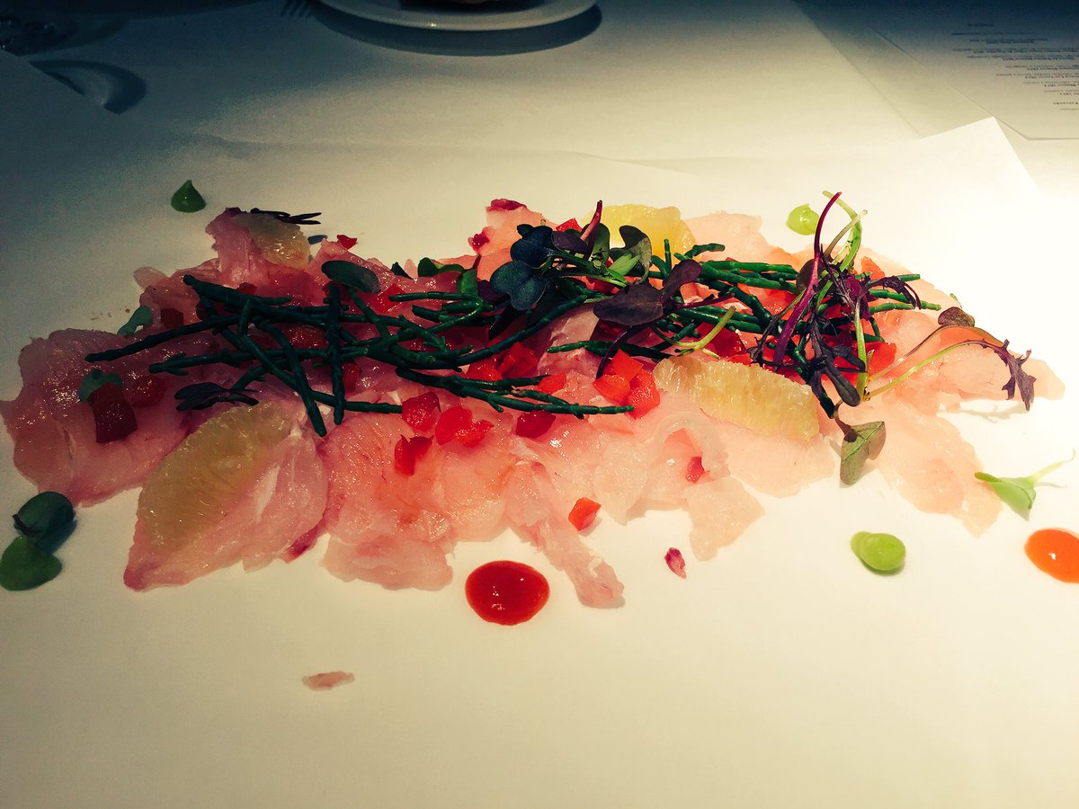 Disfrutando de la cocina de <a href="/JuancFerrando/">juan carlos ferrando</a> <a href="/ViuraHotel/">Hotel Viura</a> #Viuranroll 🍴🔝🔝🔝