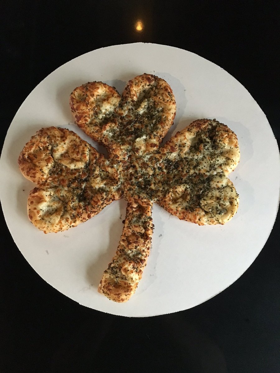 Courtside Pizza On Twitter Our Kitchen Manager Is A Mad