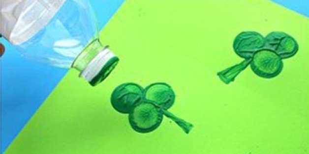 HuffPostFamily's tweet photo. You don't need to be a magical leprechaun to do these easy St. Patrick's Day crafts: https://t.co/UMrjgScUyK https://t.co/ToG4N7lv33