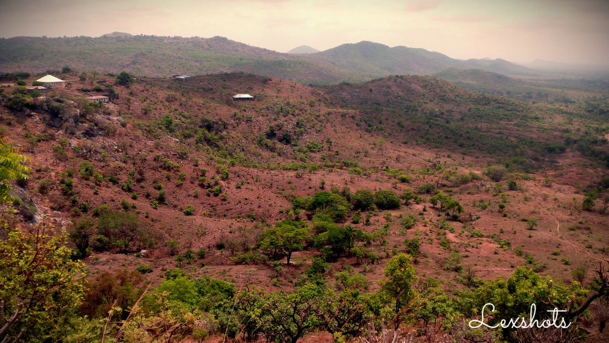 AlexAdeiza's tweet photo. What do you use your phone for? This is what I use my #CamonC8 for. This is Okene, Kogi State. https://t.co/8yWW5svQlX