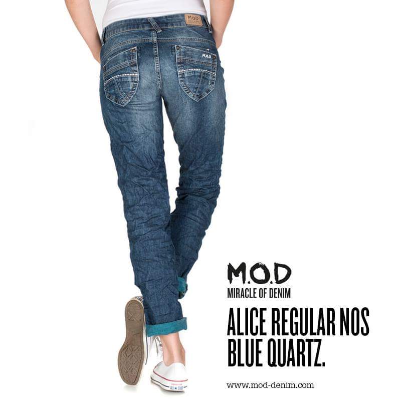 ◄ ALICE REGULAR | Blue Quartz ►
Finde deinen M.O.D Händler auf thelabelfinder.de
#denim #jeans #fashion